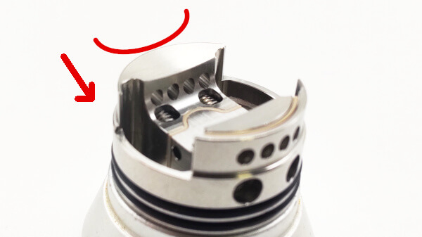 dead rabbit mini すり鉢状のデッキ