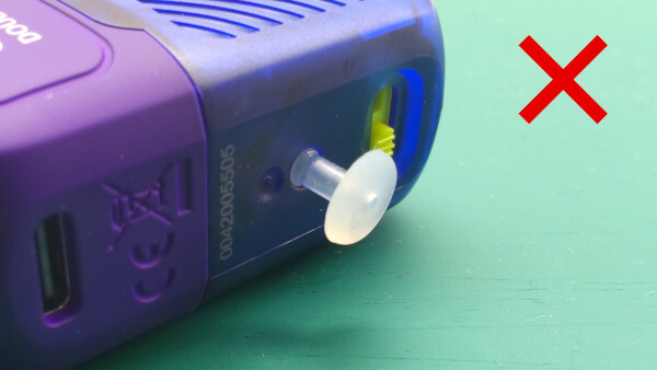 nasty bar 30000 X 輸送用の保護シリコン栓